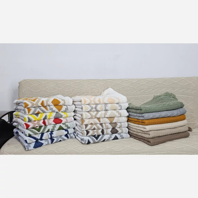 شال مبل پانچ نخ اکرولیک در رنگبندی کامل