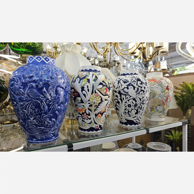 گلدان گلمرغی طرح برجسته سرامیکی ارتفاع 5۰ سانت جلوه شیک و لوکس